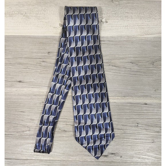 Antonia Collection Tie Blue Gray Geometric 100% Silk 62"L 4"W - Picture 1 of 5